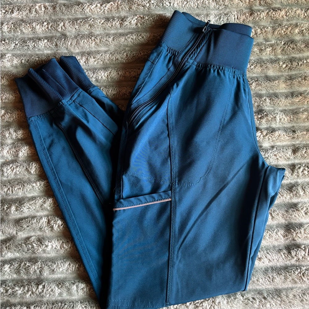 Cherokee Infinity - Jogger Scrubs - XXS